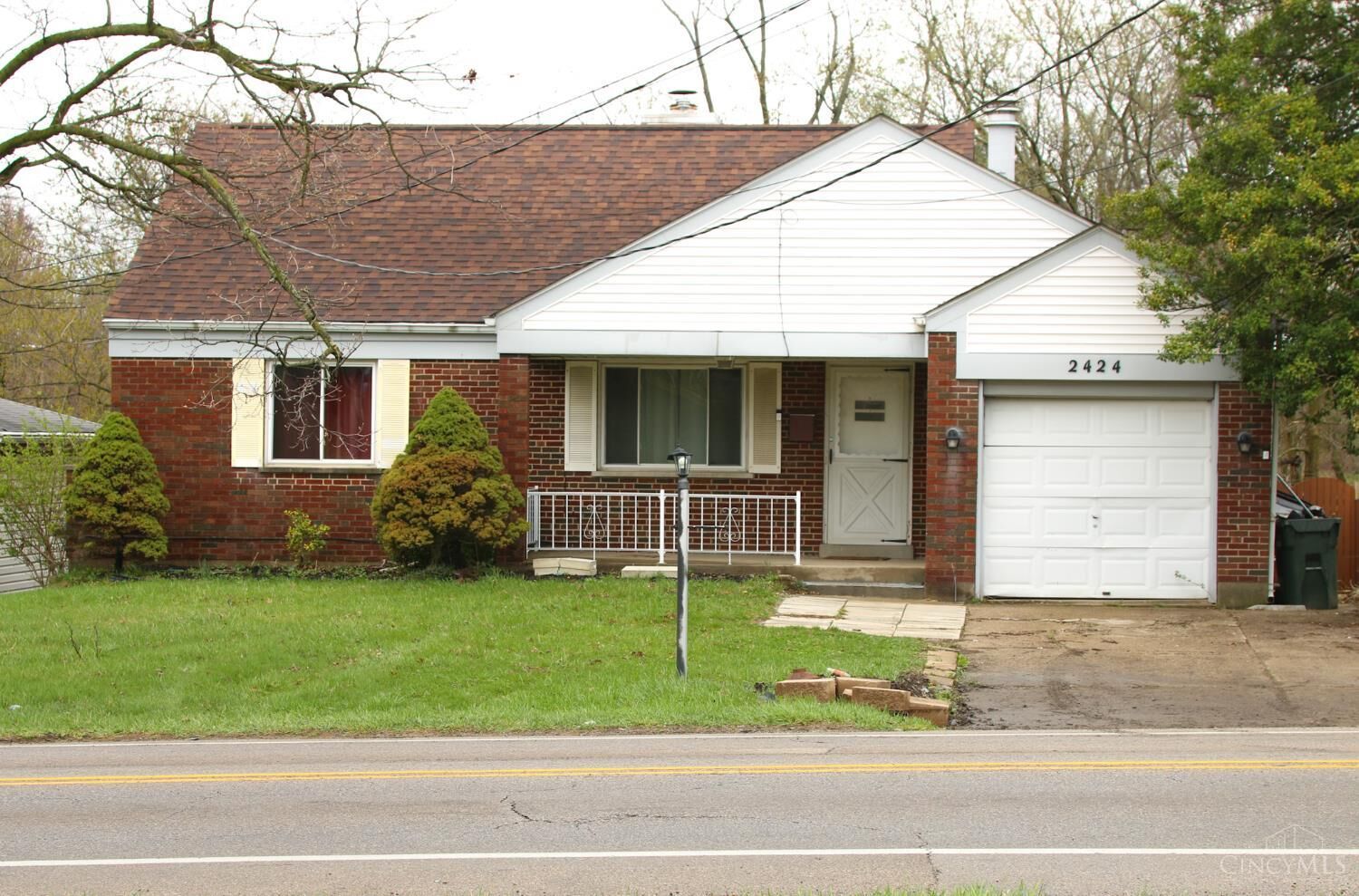 Property Photo: 2424 Banning Road OH 45239
