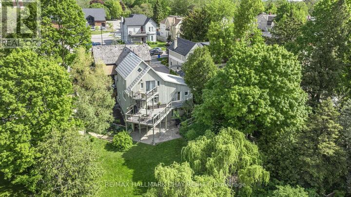 Property Photo:  11 Catherine Avenue  ON L4G 1K4 