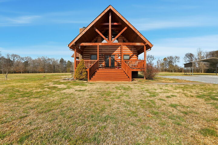 Property Photo:  313 Lowry Lane  GA 30707 