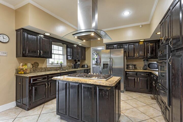 Property Photo: 337 Edgewater Avenue TN 37321