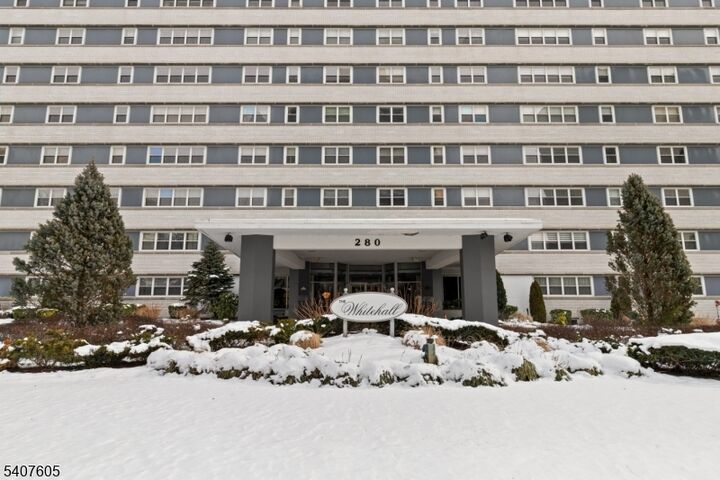 Property Photo:  280 Prospect Ave 9H  NJ 07601 