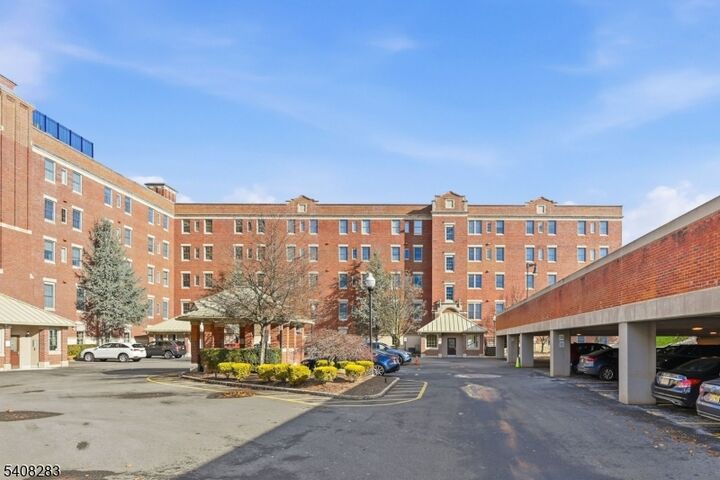 Property Photo:  2301 Rio Vista Dr  NJ 07430 