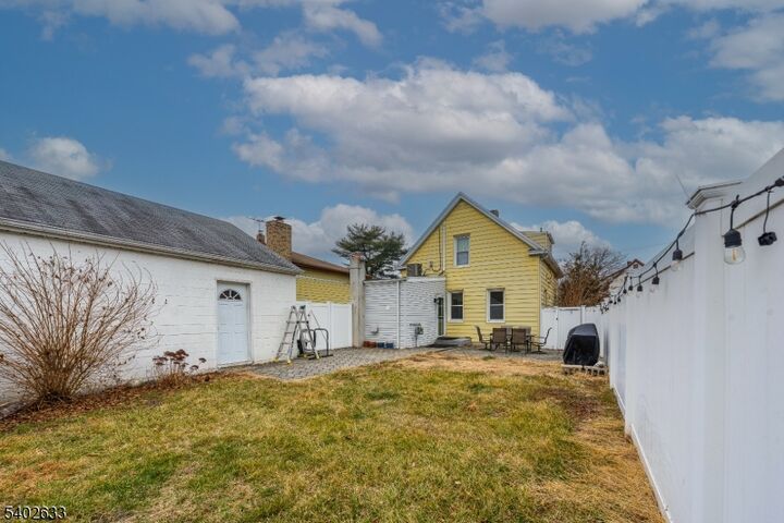 Property Photo:  17 Dietrich St Hm  NJ 07643 