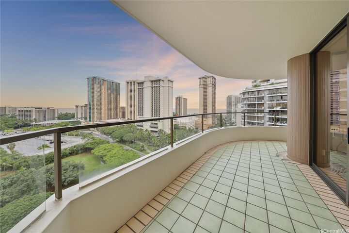 Property Photo:  1910 Ala Moana Boulevard 18A  HI 96815 
