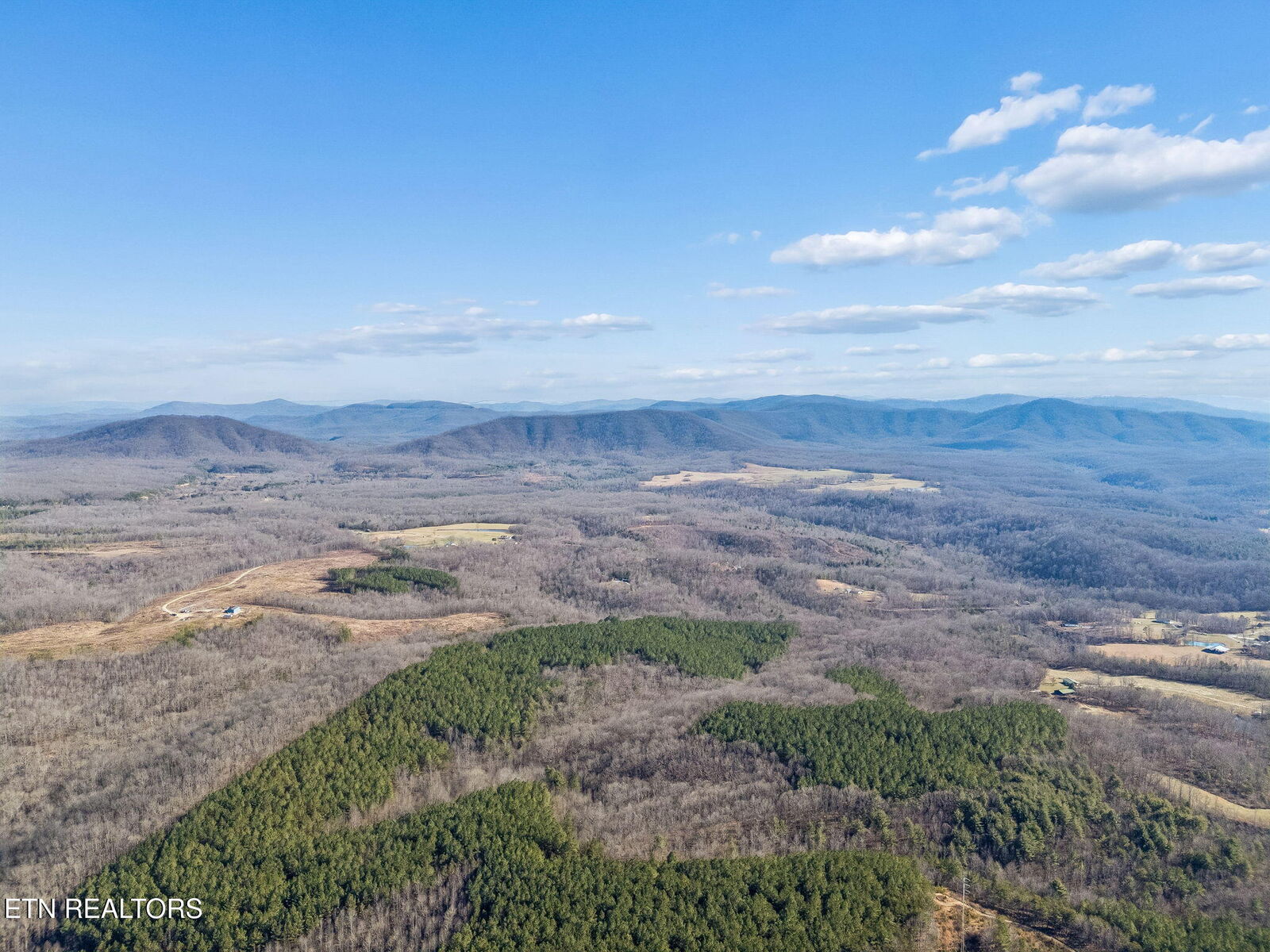 Property Photo:  SR 27  TN 37872 