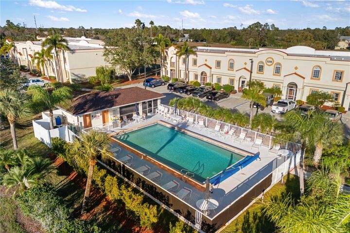 Property Photo:  1216 Rio De Janeiro Avenue 301  FL 33983 