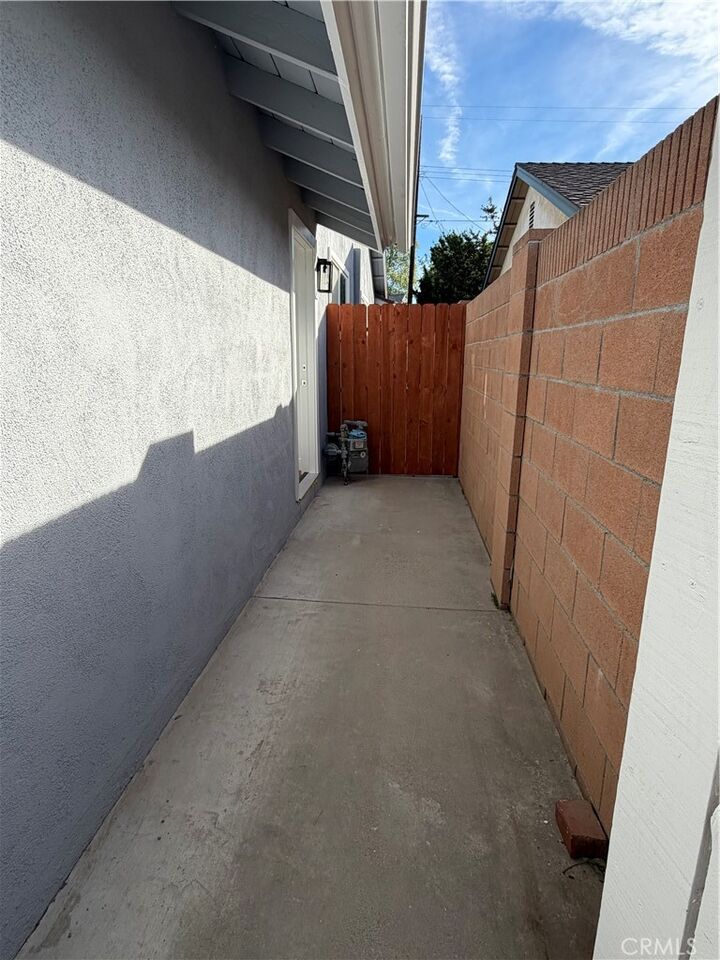 Property Photo:  811 N Handy St B  CA 92867 