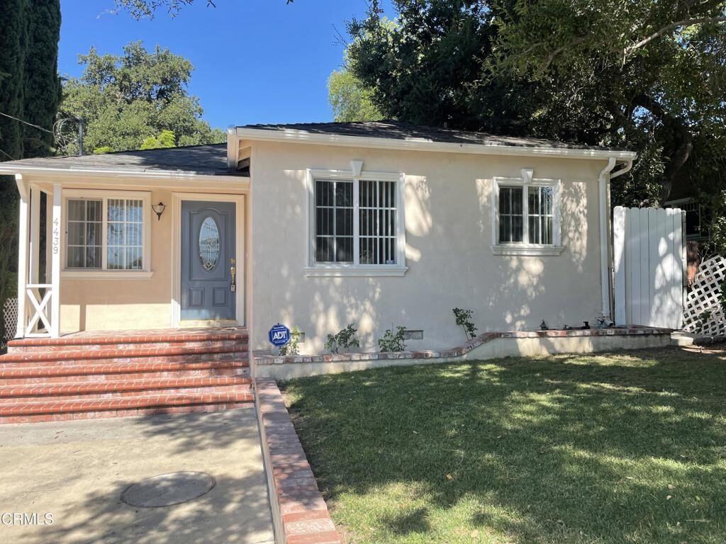 Property Photo:  4439 Alta Canyada Road  CA 91011 