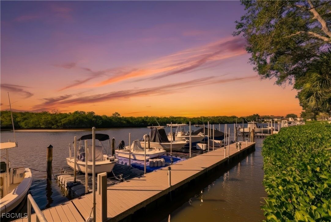 Property Photo: 230 Newport Drive 602 FL 34114