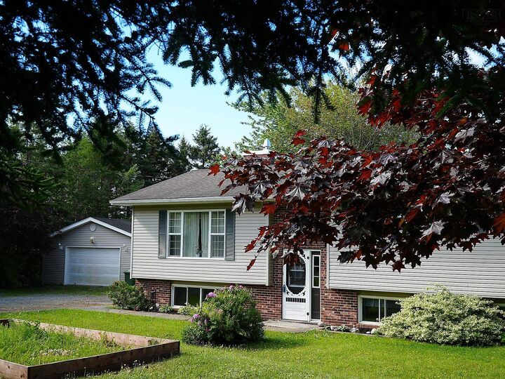 Property Photo: 76 James Roy Drive NS B3E 1H9