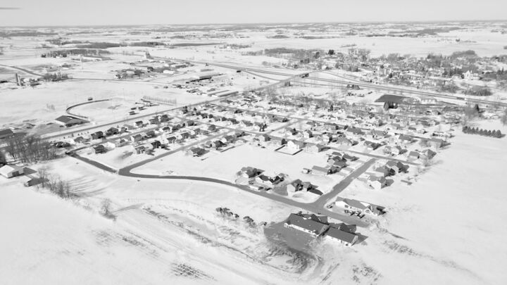 Property Photo:  204 E 11th Street SE  MN 56336 