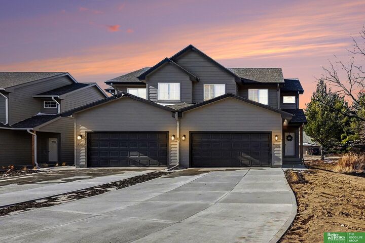 Property Photo: 7162 N 79th Court NE 68122