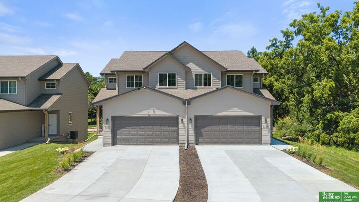 Property Photo: 7162 N 79th Court NE 68122