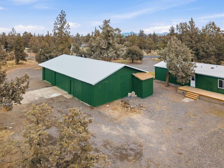 Property Photo: 4645 NW 52nd Street OR 97756