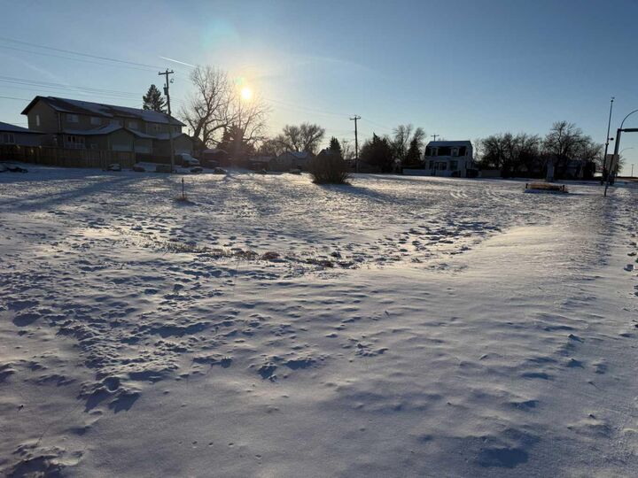 Property Photo: 113 7 Avenue E AB T0K 0G0