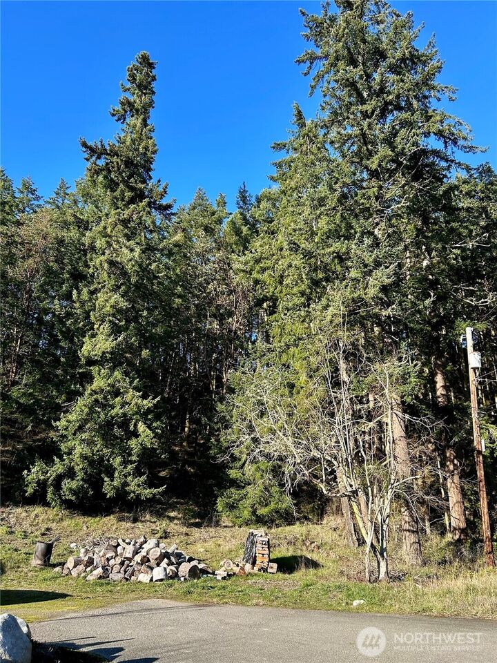 Property Photo:  55  Vancouver Place  WA 98368 