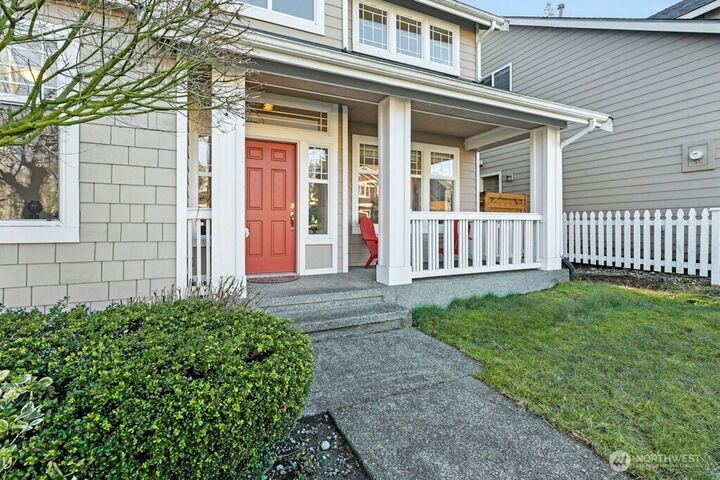 Property Photo:  1807 NE 26th Place  WA 98056 