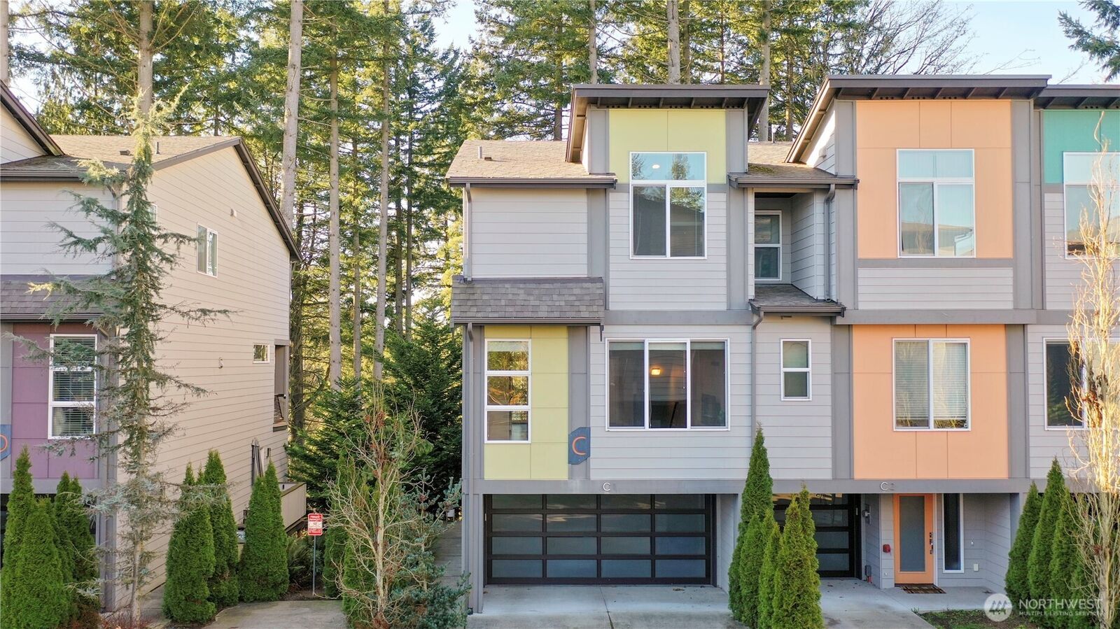 Property Photo: 13724 Ash Way C1 WA 98204