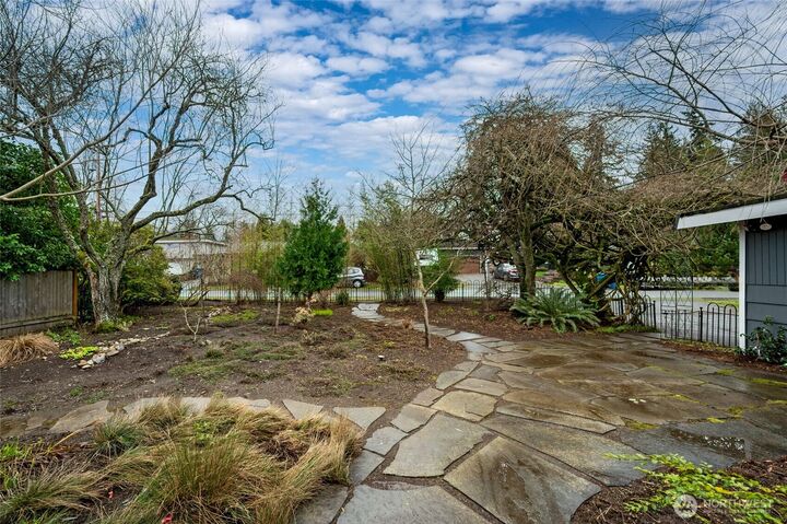 Property Photo: 22432 98th Avenue W WA 98020