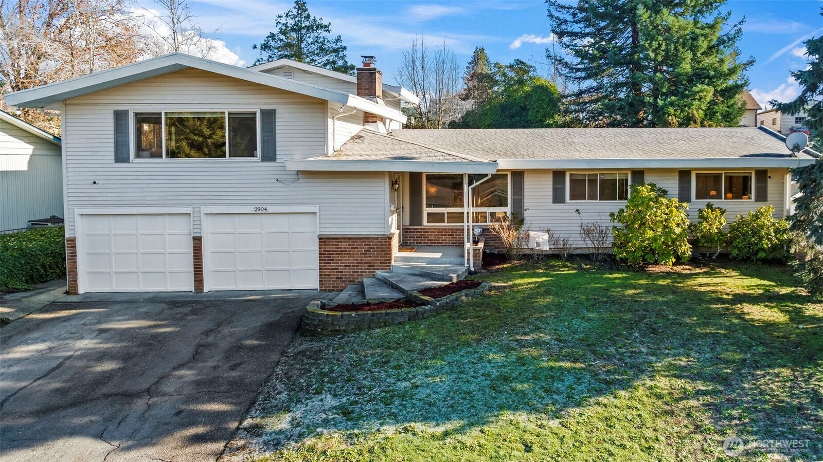 Property Photo:  2904  McClain Avenue  WA 98310 