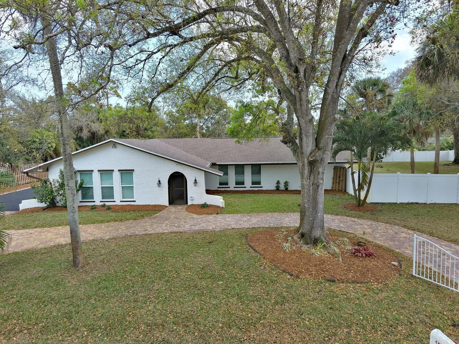 Property Photo:  1546 35th Avenue  FL 32960 