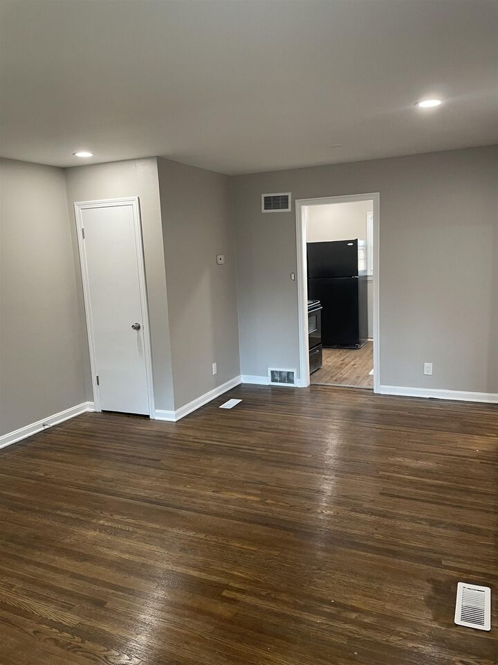 Photo de la propriété:  6160 E Boston St  KS 67218-3622 