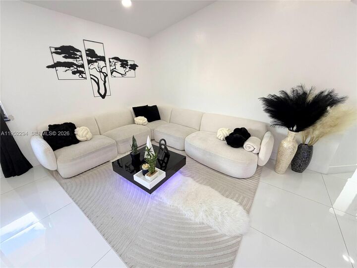 Property Photo:  1100 SW 109th Ave  FL 33025 