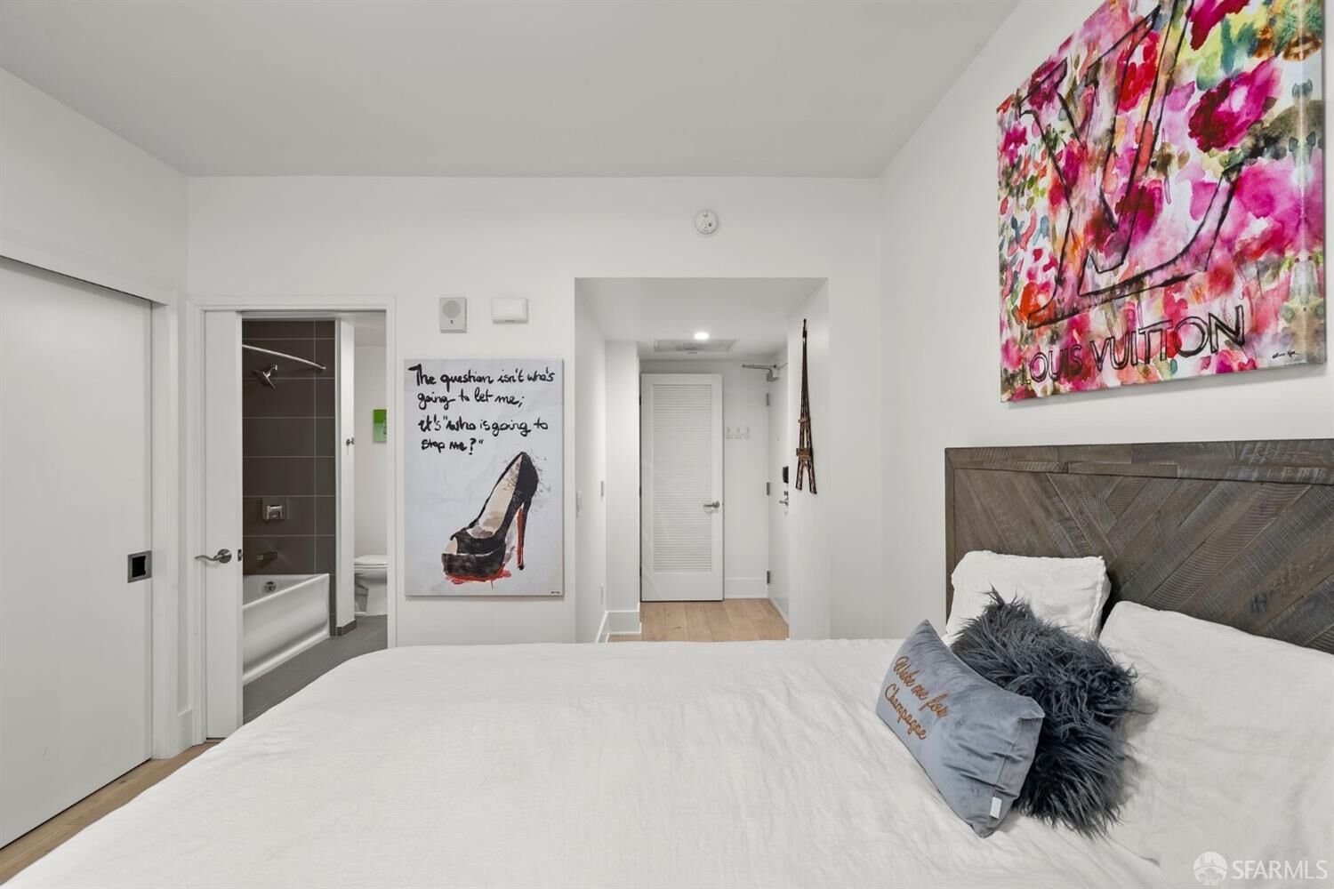 Property Photo:  1075 Market Street 501  CA 94103 