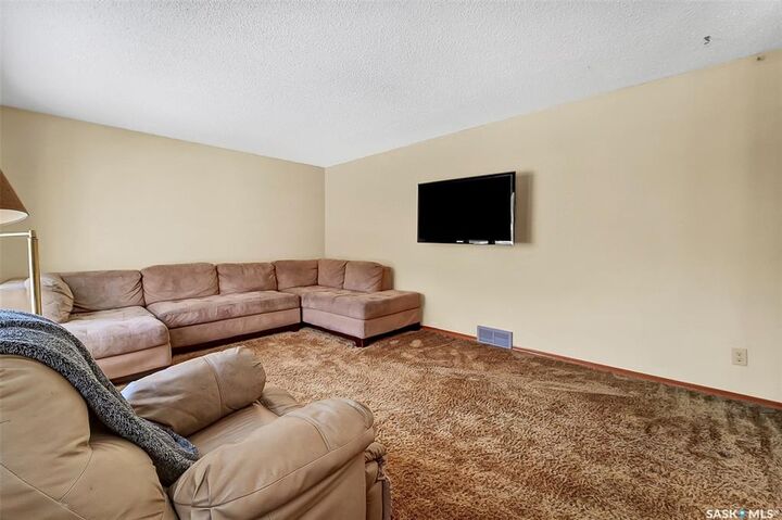 Property Photo:  211 Main Street  SK S0L 3J0 