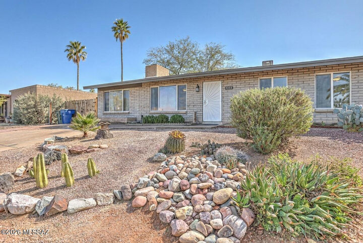 Property Photo:  3515 S Sarnoff Drive  AZ 85730 