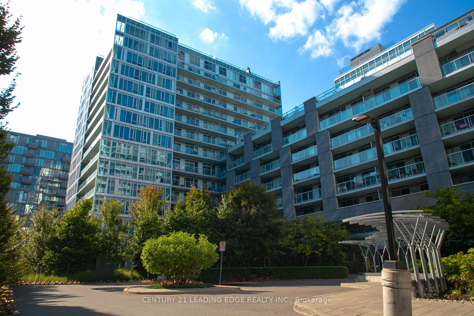 Property Photo:  565 Wilson Avenue 1109W  ON M3H 0C6 