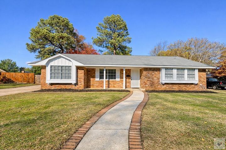 Property Photo:  14 Palm Dr.  TX 75503 