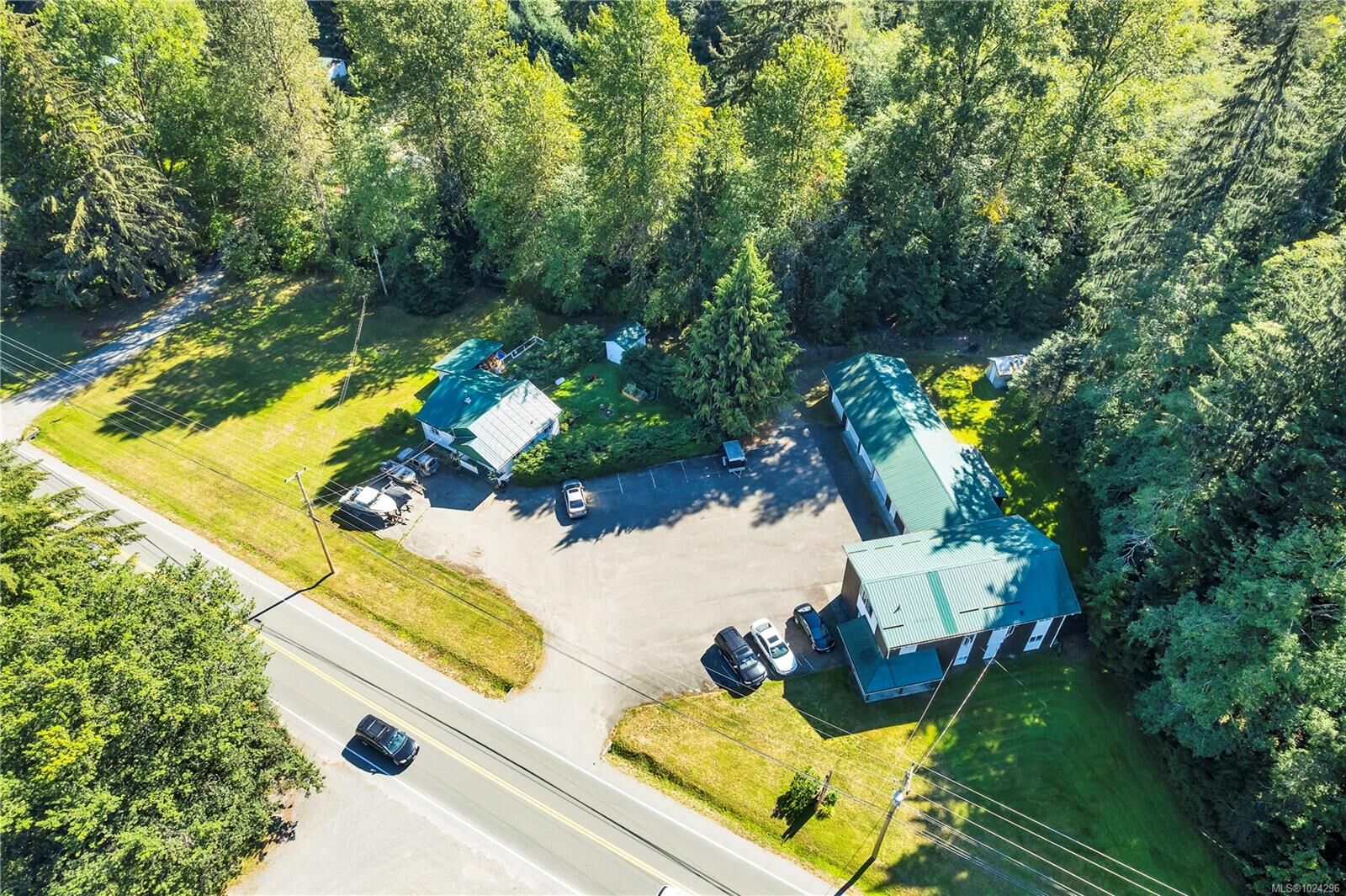 Property Photo: 1260 Sayward Rd BC V0P 1R0