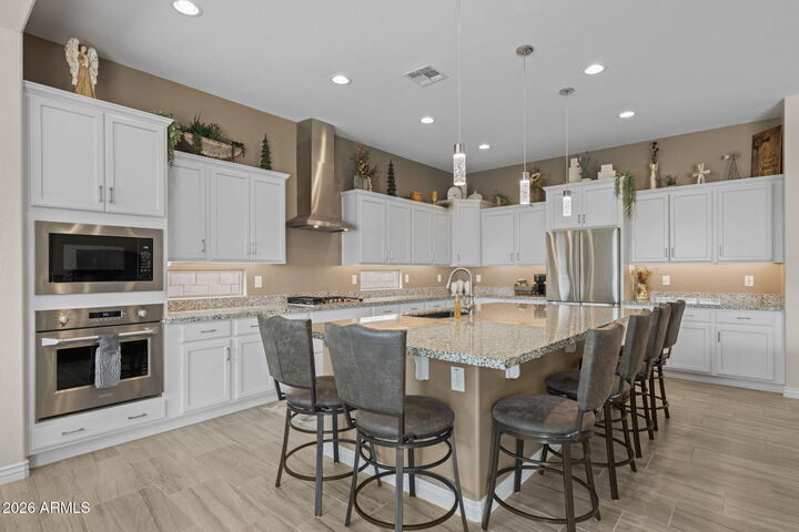 Property Photo:  5250 S Wesley Circle  AZ 85212 