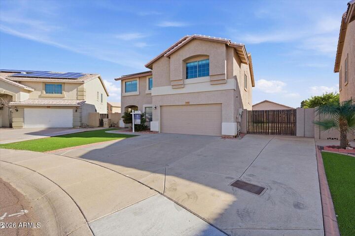 Property Photo: 8813 N 68th Drive AZ 85345
