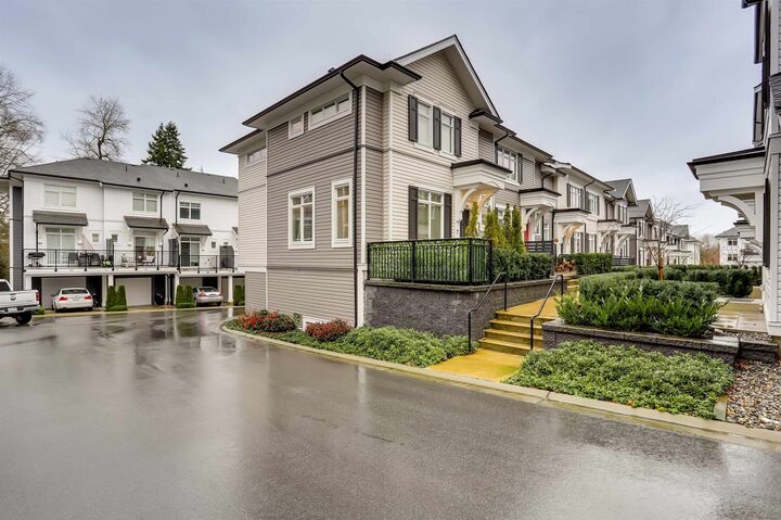2070 Oak Meadows Drive 118 — photo 1