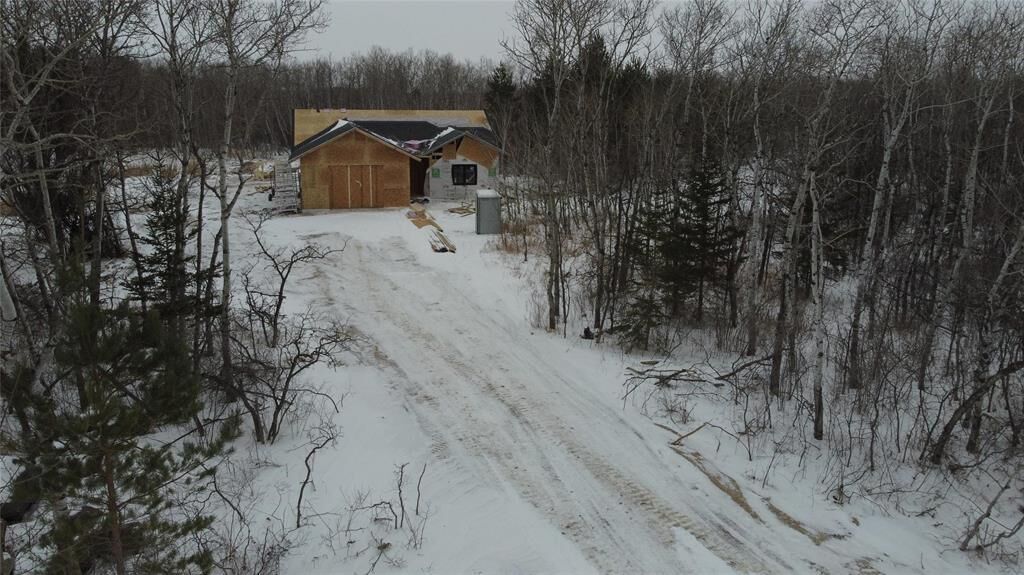 Property Photo: 2 12 Road North MB R0A 1P0