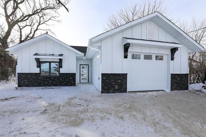 Property Photo: 3 12 Road North MB R0A 1P0