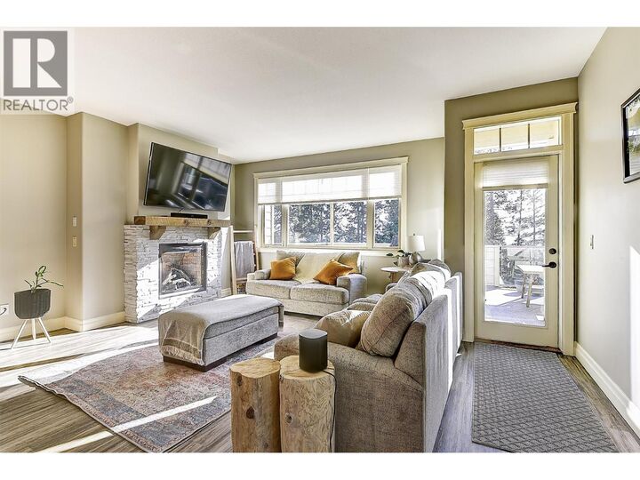 Property Photo: 2283 Shannon Heights Court 18 BC V4T 3B9