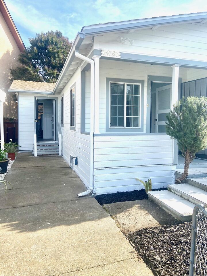 Property Photo:  24386 Thomas Ave  CA 94544 