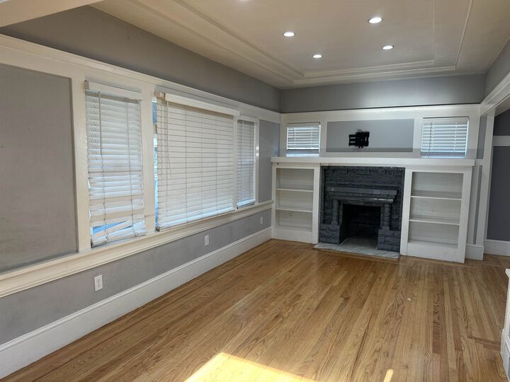 Property Photo: 1464 35th Ave CA 94601