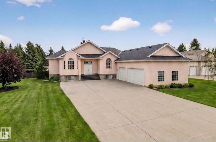 Property Photo: 53302 Rge Road 261 83 AB T7Y 1A7