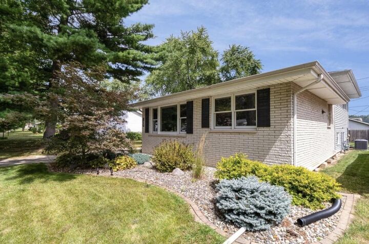 Property Photo:  1455 Mississippi Place  IN 46342 