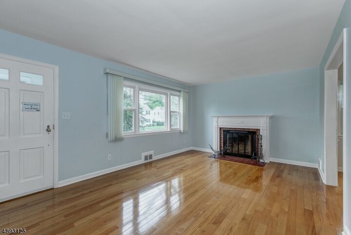 Property Photo: 20 Bennington Rd NJ 07039