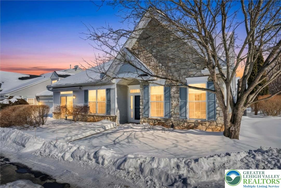 Property Photo:  1881 Jeanine Way  PA 18055 