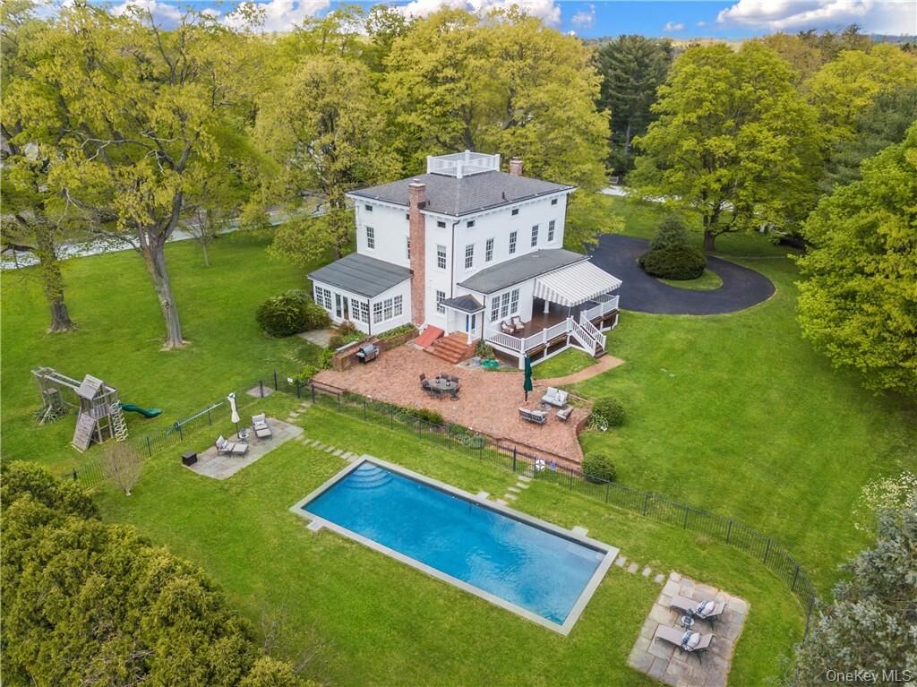 Property Photo:  77 Pleasant Ridge Road  NY 10528 