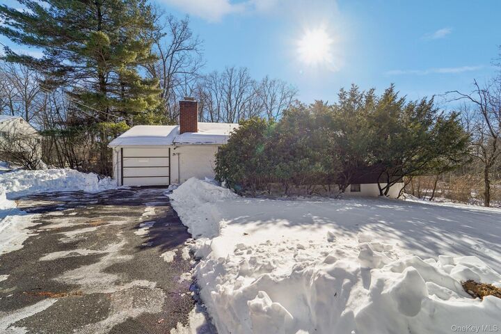 Property Photo:  12 Park Avenue  NY 10956 