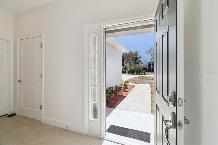 Property Photo:  121 S Canoe Creek Road  FL 34739 