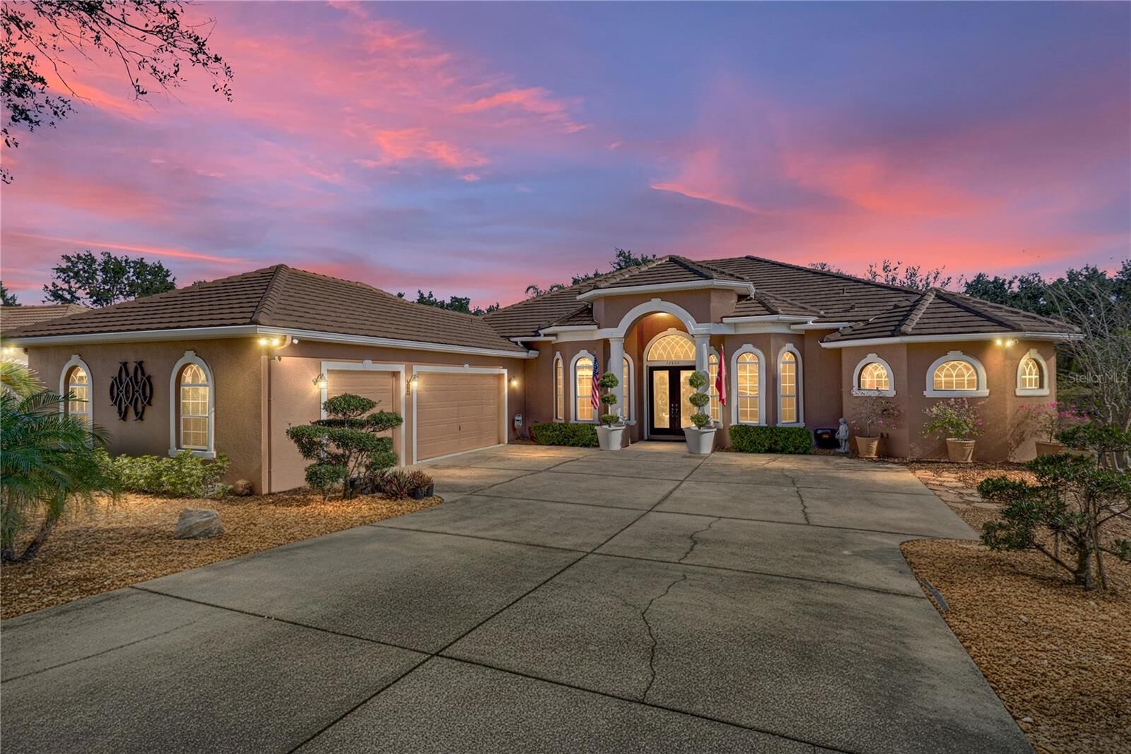 Property Photo:  12852 Grand Traverse Drive  FL 33525 