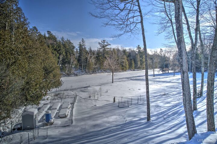 Property Photo:  4318 K Road  MI 49807 
